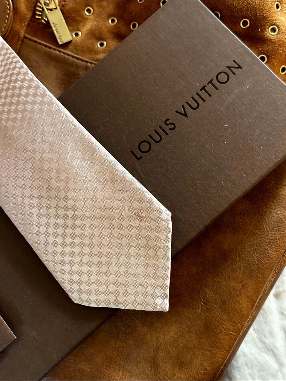 Louis Vuitton 100% Silk Tie Pink Micro Damier 60" x 3" Original Packaging